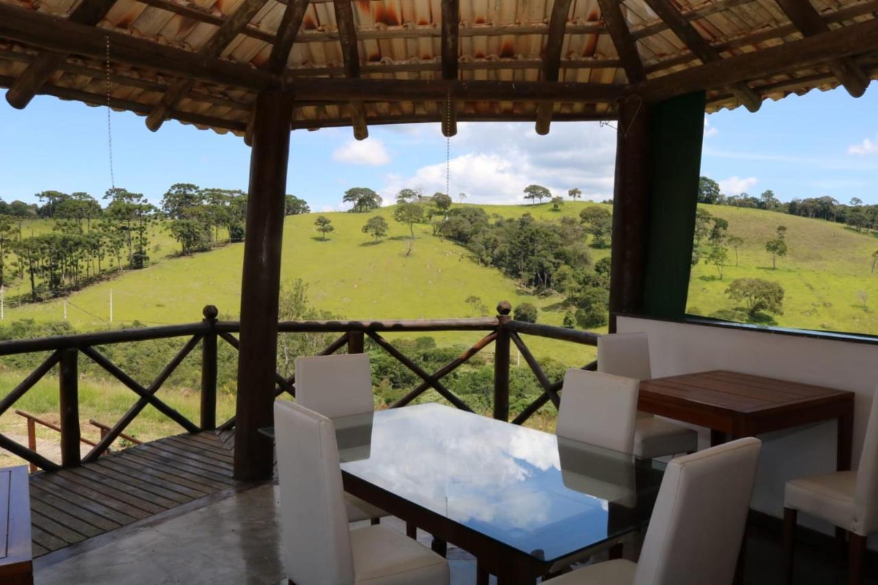Bed and Breakfast Estalagem Sensacoes Cunha Esterno foto