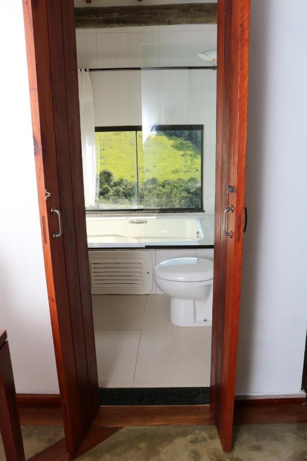 Bed and Breakfast Estalagem Sensacoes Cunha Esterno foto