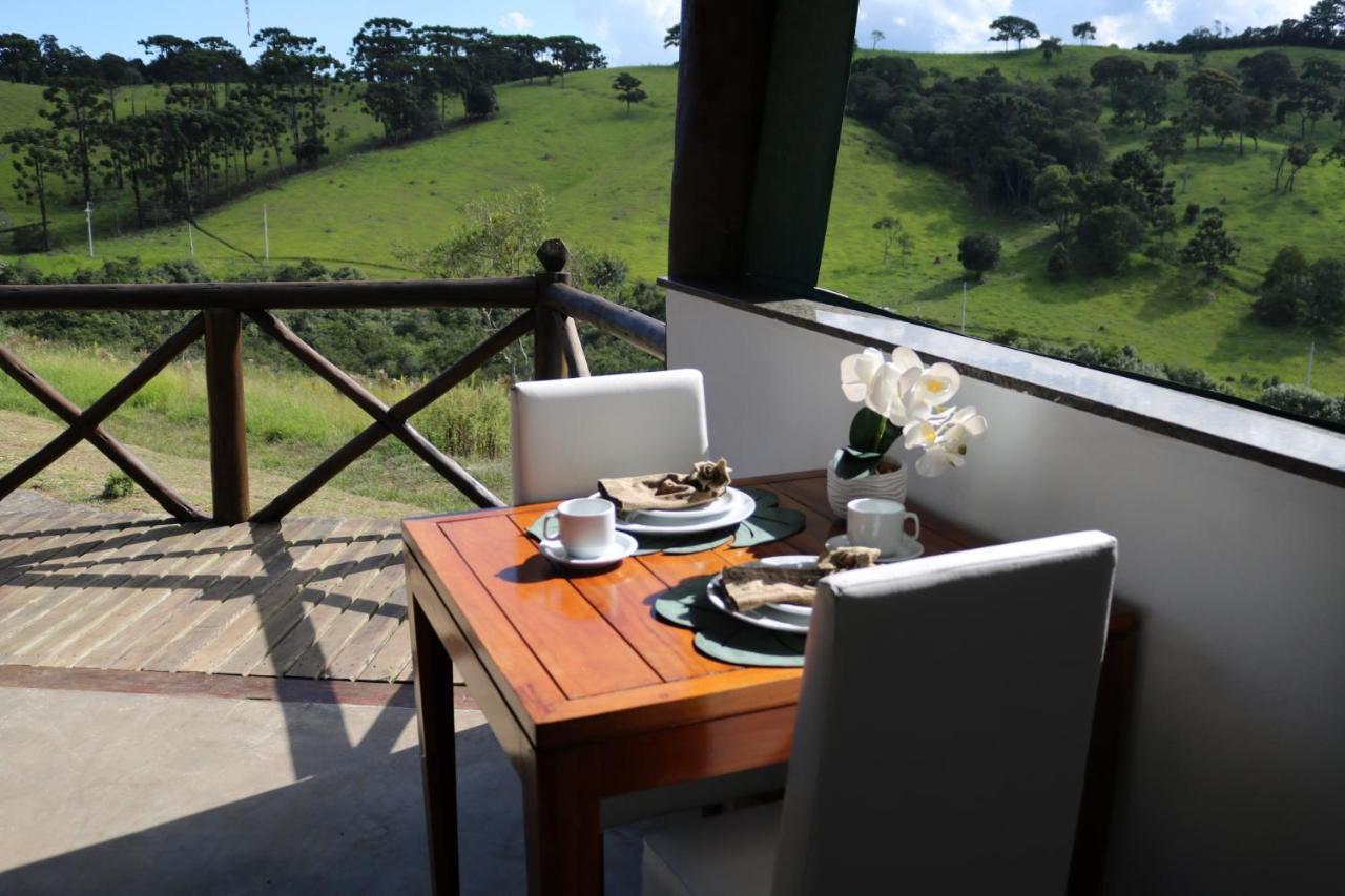 Bed and Breakfast Estalagem Sensacoes Cunha Esterno foto
